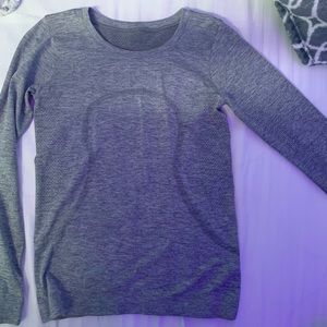 lululemon long sleeve top